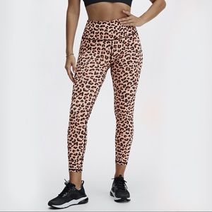 Fabletics Power Hold Leggings, size L
